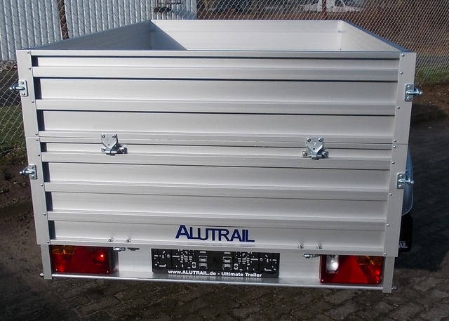 Alutrail 75 U 22.14 mit 30cm ALUTRAIL-Aufsatzbordwänden