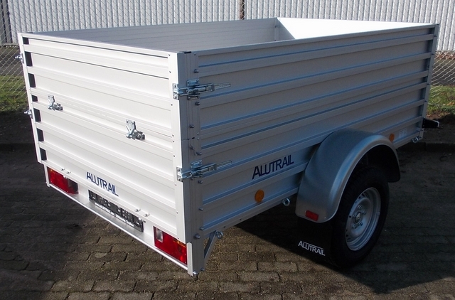 Alutrail 75 U 22.14 mit 30cm ALUTRAIL-Aufsatzbordwänden