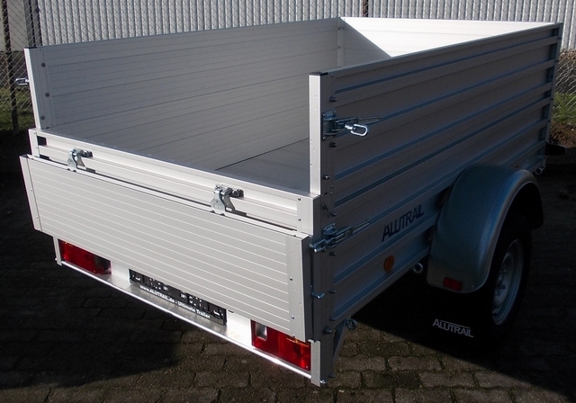 Alutrail 75 U 22.14 mit 30cm ALUTRAIL-Aufsatzbordwänden