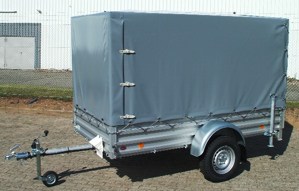 Alutrail 75 U 26.14 mit Hochplane 150cm Innenhöhe und 2 Heckstützen