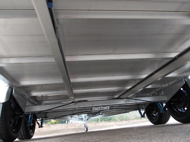 Alutrail Multi-Transporter ohne Heckklappe 4,04 x 1,75 x 0,18 m