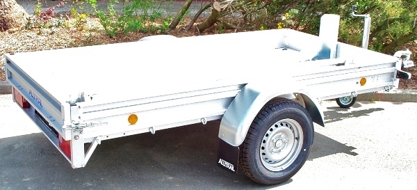 Alutrail 12 Z 26.14 mit Vorderradwippe und 400 kg Alurampe 200x30cm