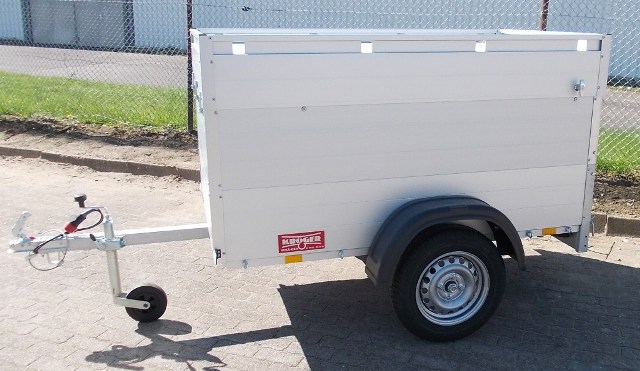 Anssems GT 500.181x101 VT1, Ein kompakter Deckelanhänger mit 83cm Innenhöhe