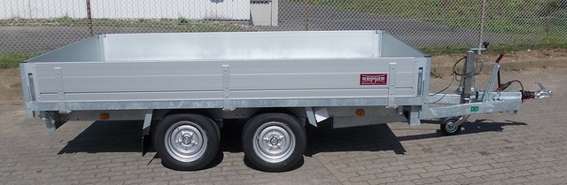 Anssems KSX 3000.305x178 E Dreiseitenkipper mit E-Pumpe