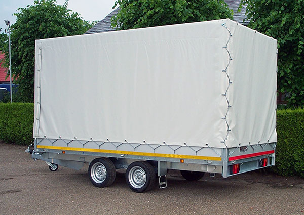 EDUARD Apollo 2,7t mit Hochplane 200cm lichte Innenh�he