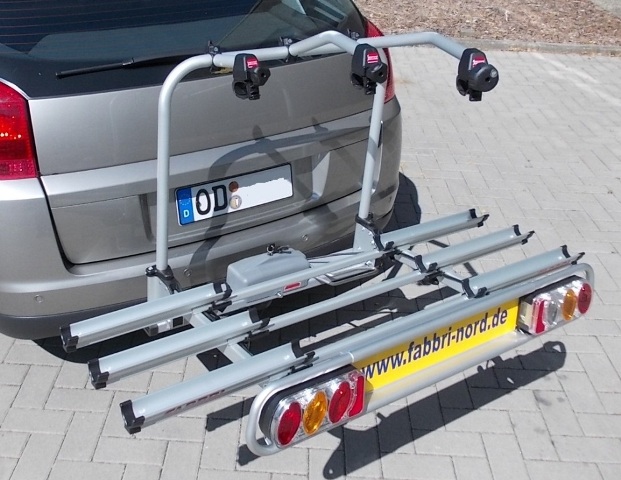 Fabbri Nr.6201945 Bici Exclusiv Deluxe 3, Heckträger für 3 Fahrräder - Montage an AHK