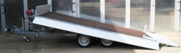 Hapert Indigo HT-2 Tansporter, 405x201cm, mit 30cm Alubordwänden, 2700KG zul. GG
