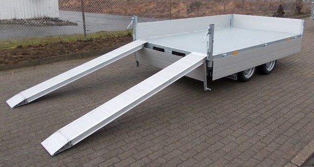 Hapert Cobalt HM-2, 305x180cm, Dreiseitenkipper mit Rampen und Stützen, e- und Handpumpe, 2700KG zul. GG