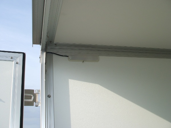 Hapert Sapphire L-1 , 300x150x180cm, Koffer mit Doppelflügeltür, 1350KG zul. GG