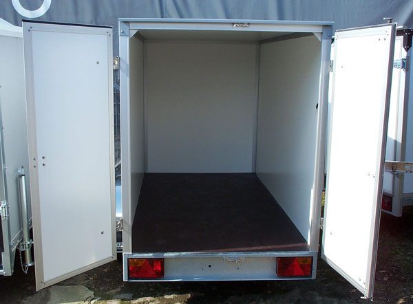 Hapert Sapphire L-1 Basis, 250x130x150cm, Koffer mit Doppelflügeltür, 1350KG zul. GG