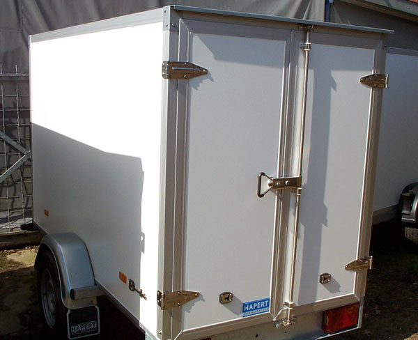 Hapert Sapphire L-1 Basis, 250x130x150cm, Koffer mit Doppelflügeltür, 1350KG zul. GG