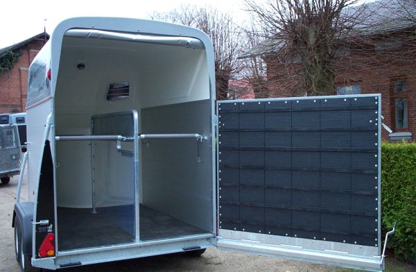 Henra Couronne XL Alu, 2700 kg,  in silber mit Komplettausstattung