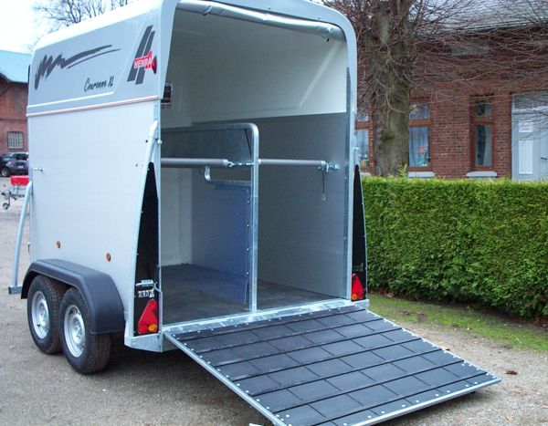 Henra Couronne XL Alu, 2700 kg,  in silber mit Komplettausstattung