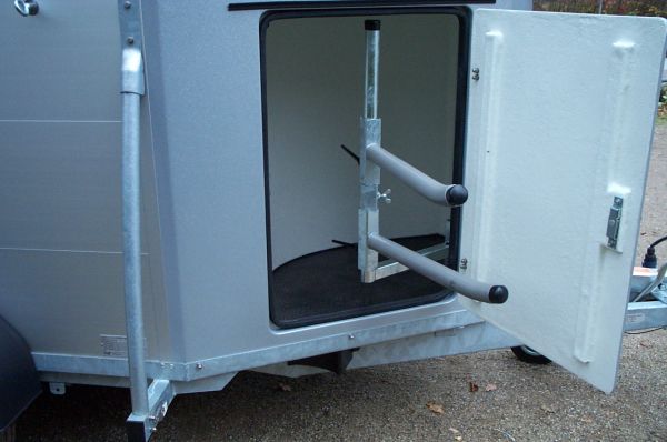 Henra Couronne XL Alu, 2700 kg,  in silber mit Komplettausstattung