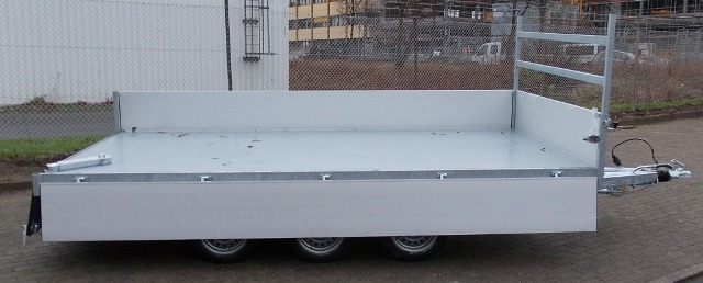 Henra KP354020TR Tridem-Dreiseitenkipper mit E- und Nothandpumpe und Rampenschubladen, 3500kg zGG, Lademaße:401x202x30cm