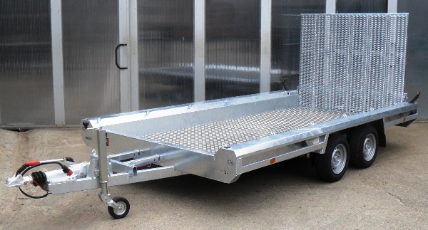 Hulco Terrax-2 3500.394x180 Baumaschinenanhänger mit großer Ladefläche und hoher Nutzlast
