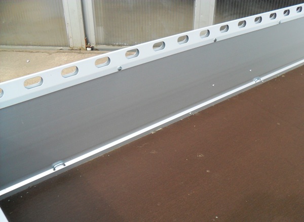 Humbaur HA 253015 mit Lochreling und Leitergestell, 2000kg zGG, 303x150cm, Einmaliger Abverkaufspreis