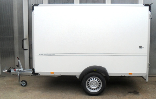 Humbaur HK 133015-18P mit Seitentür und Tempo 100