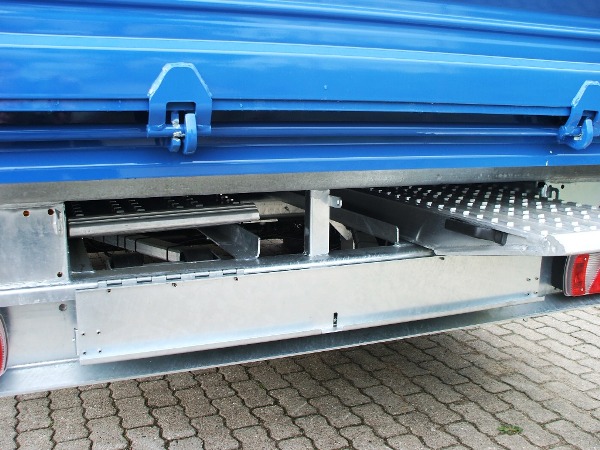 HUMBAUR HTK 115024, 11900kg GG, Dreiseitenkipper Universal
