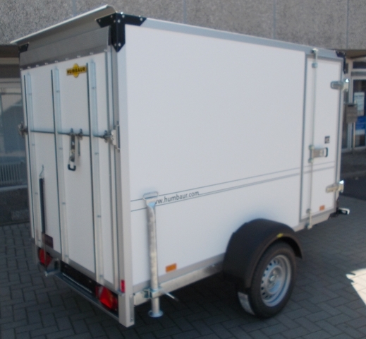 Humbaur HK 132513-15P mit Auffahrrampe und Seitentür, incl. 2 Heckstützen