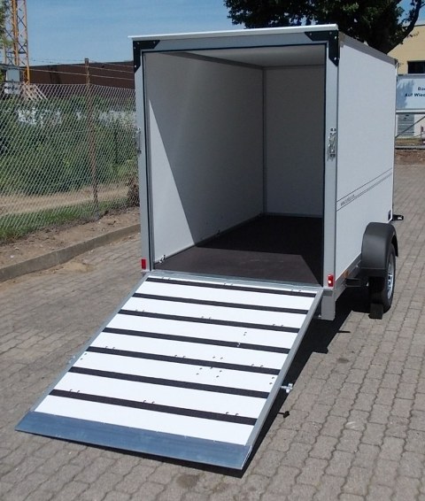 Humbaur HK 752513-15P mit Beladerampe