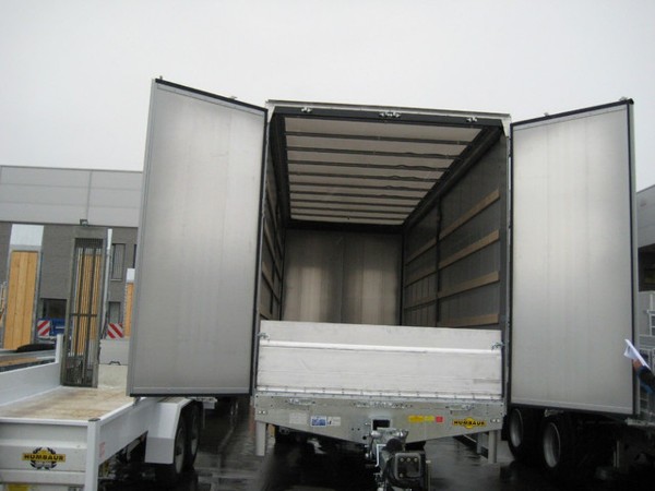 HUMBAUR HT 107324;Tandem-Speditionsanhänger 10,5t zGG in Durchladeausführung