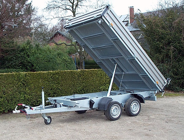 Humbaur Dreiseitenkipper HTK 3000.31, 3000kg GG mit Stahlbordwänden, Elektro+Handpumpe