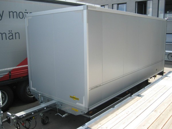 HUMBAUR HT 506020; Tandem Sandwichkofferaufbau 5,0t zGG