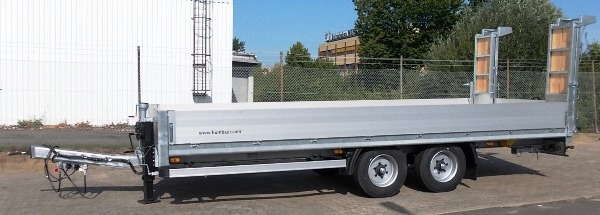 Humbaur HBT 106224 BS 11,9t GG, Rahmen feuerverzinkt , mit stehenden Rampen