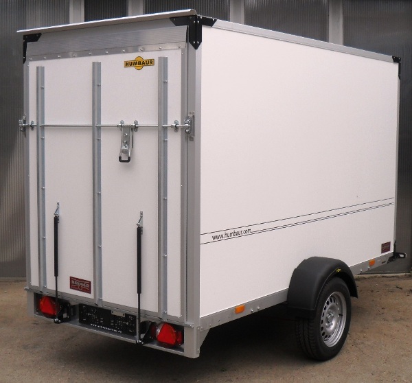 Humbaur HK 133015-18P mit Auffahrrampe