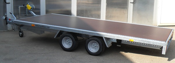 Humbaur Universal 3000 mit Holzboden