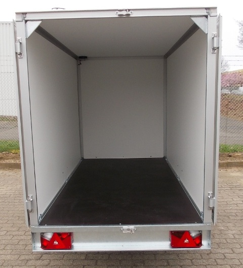 Saris DV135 1500 Kofferanhänger weiß, hinten mit Doppeltür