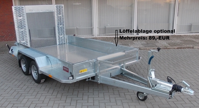 SARIS Magnum Explorer 3000 mit durchgehender Beladerampe, Boden mit Aluriffelbelag