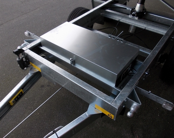 N Saris PK30 mit E- + Handpumpe