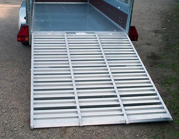 Saris FB3020 Woody mit durchgehender Rampe und Gitteraufsatz