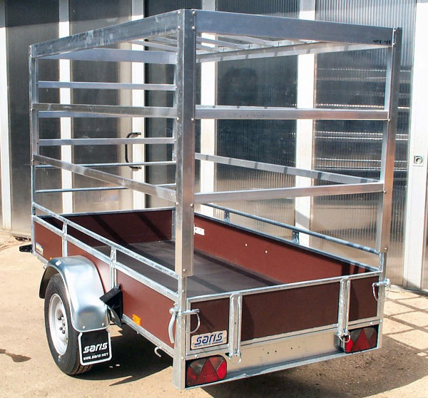 Saris H200 mit Hochplane 170cm lichte Innenh�he St�tzrad + 2xHeckst�tzen