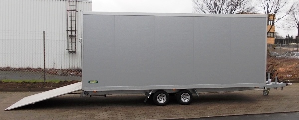 Unsinn PK 3054-10-2040 mit Beladerampe, Innenhöhe: 210 cm, mit Alufelgen