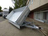 Henra KP354020 Dreiseitenkipper mit E-Pumpe, 30cm Aufsatzbordwnden und Rampenschubladen, 3500kg zGG, Lademae:401x202x60cm