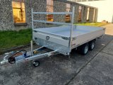(Bild von Henra KP353518 parabolic Dreiseitenkipper mit Elektro und Handpumpe, Blattfederachsen, 3500kg zGG, 351x185x30cm, Rampenschchten und Leitergestell)