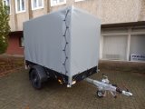 (Bild von Saris MP 255 133 1350 1 Black Edition, 1350KG zGG, 255x133x170cm mit KRGER ProfiLine Hochplane in dunkelgrau)